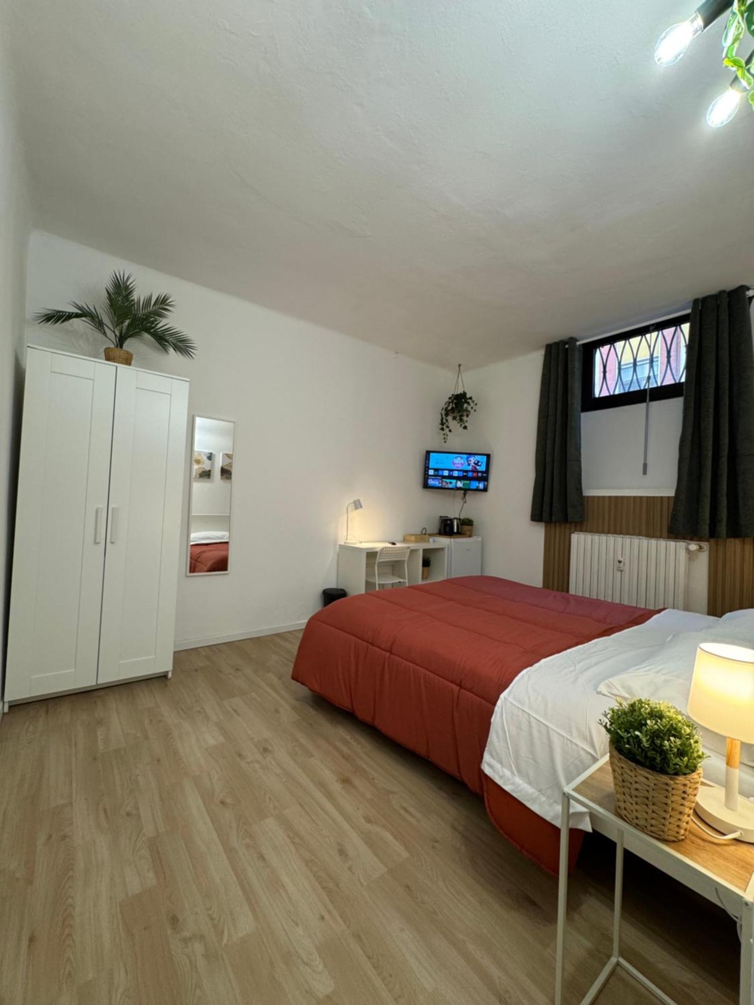 Home In Town - Home In City Life Near San Siro Stadium Milão Exterior foto