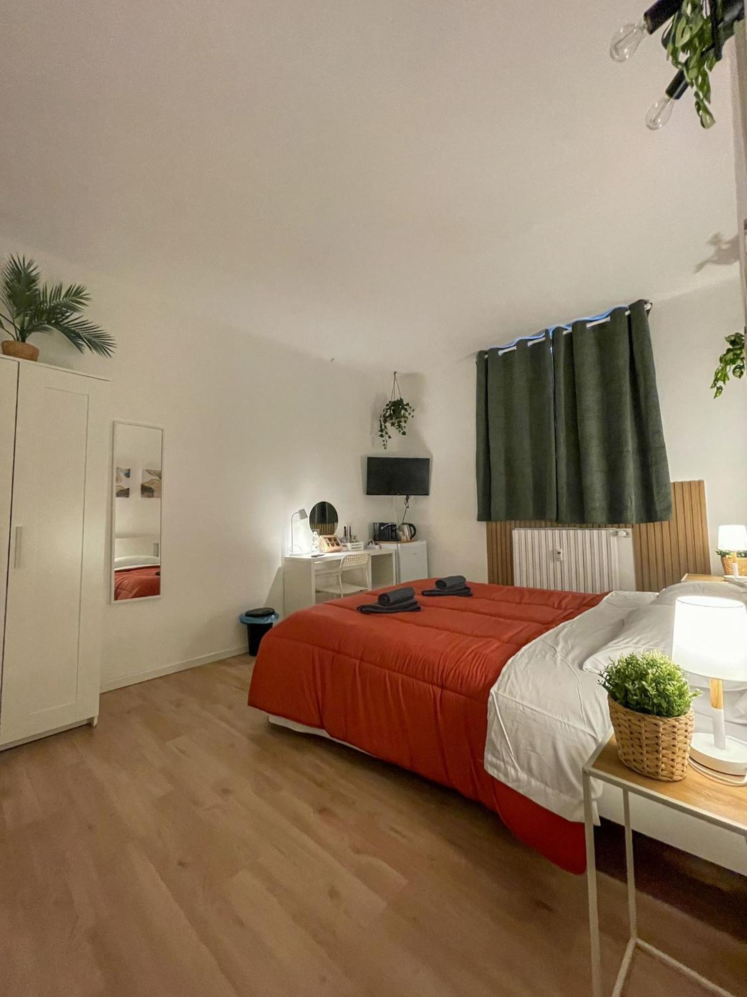 Home In Town - Home In City Life Near San Siro Stadium Milão Exterior foto